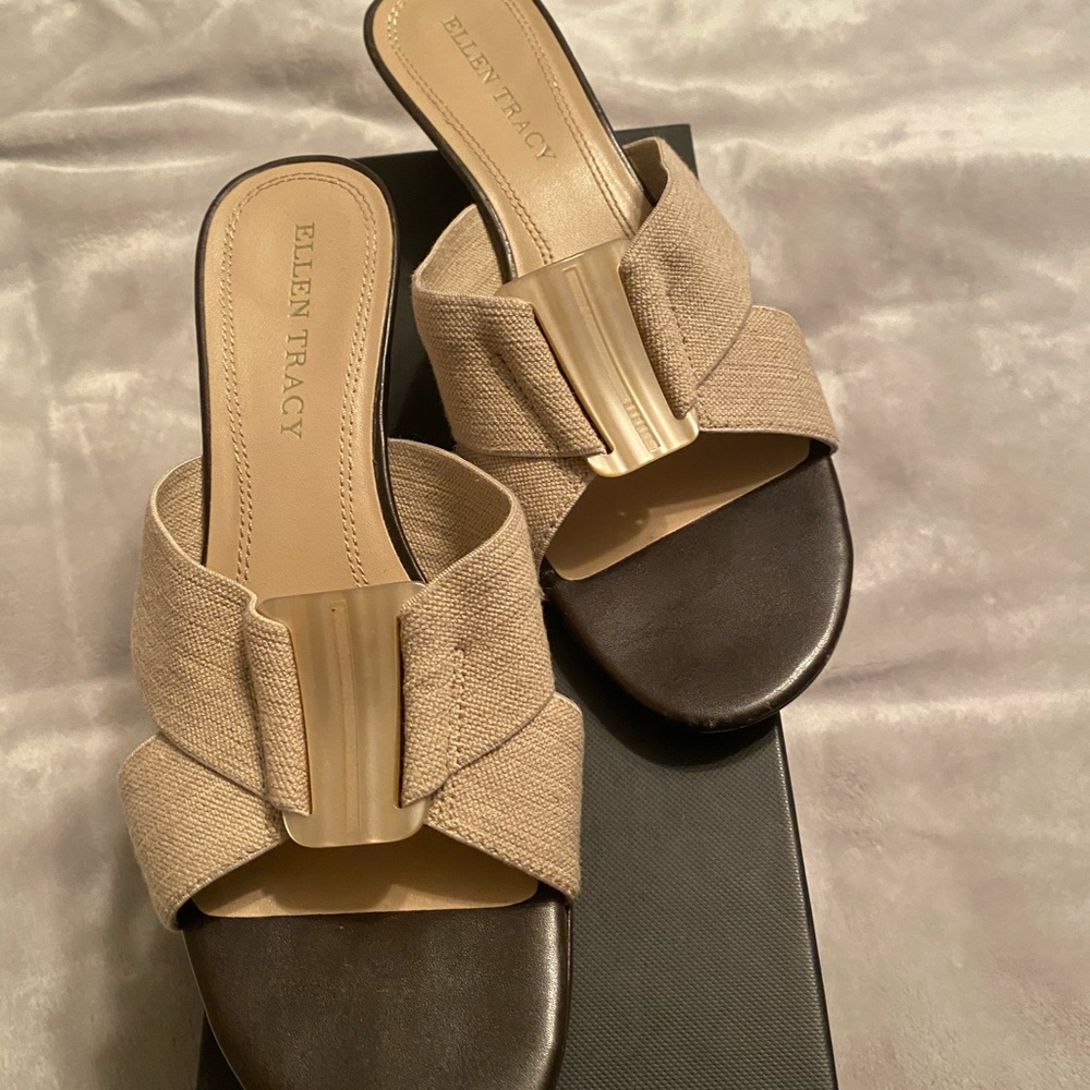 Ellen Tracy Sandals